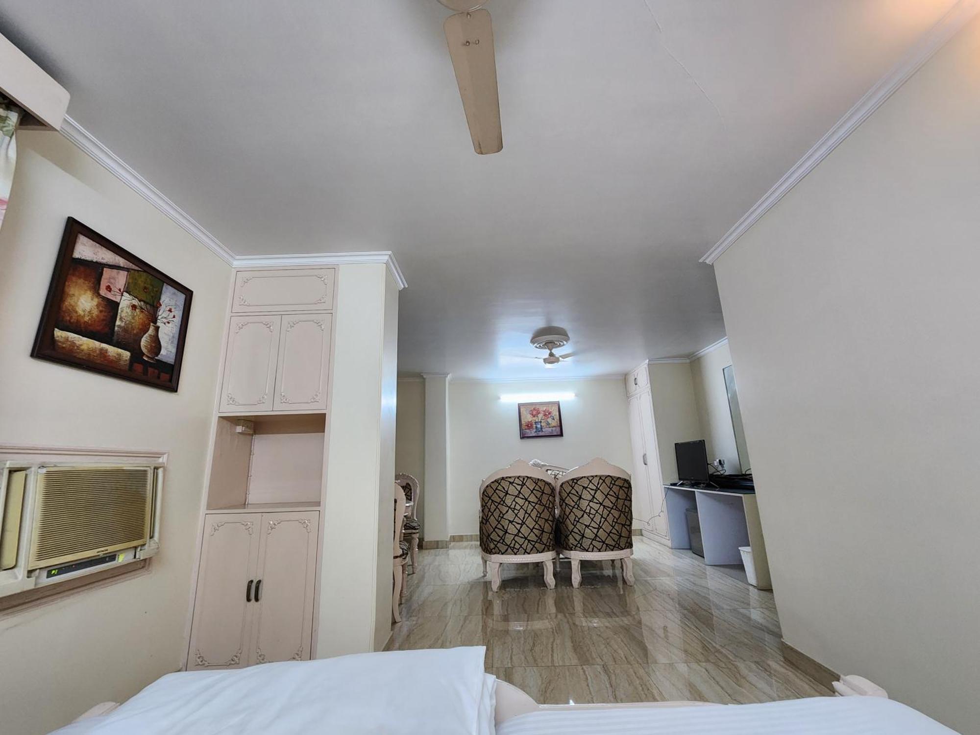 Hotel Mayur Deluxe Мірут Екстер'єр фото